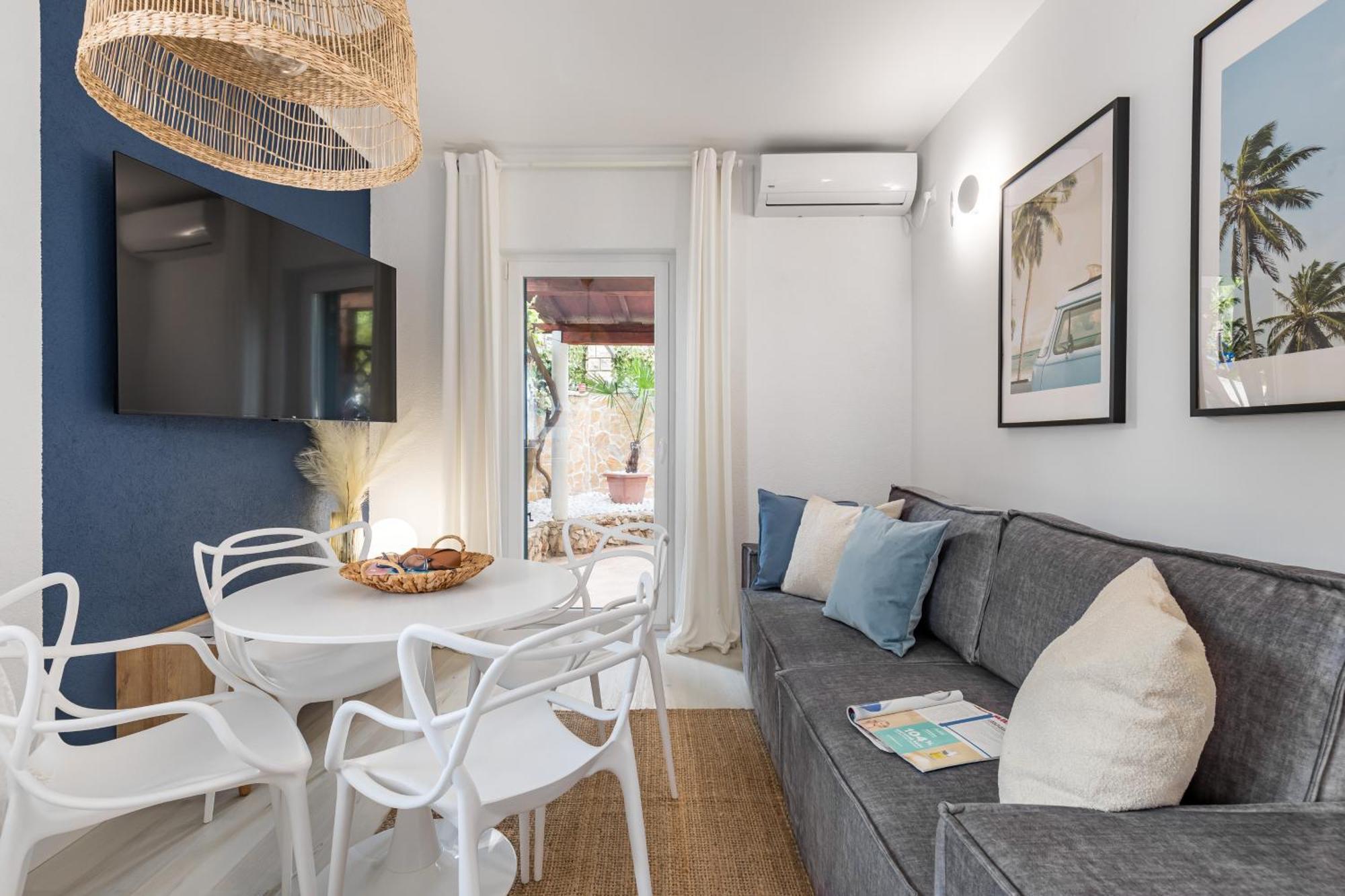 Apartments Marina โตรกีร์ ภายนอก รูปภาพ
